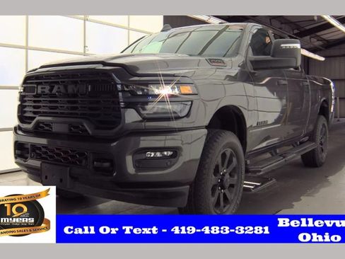 Used 2025 RAM 2500 Big Horn AWD/4WD image 1