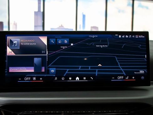 Used 2025 BMW 230i xDrive Coupe w/ Convenience Package image 18