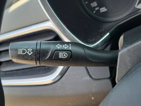 Used 2020 Chevrolet Equinox LT AWD/4WD image 25
