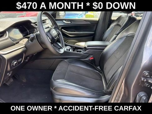 Used 2023 Jeep Grand Cherokee L Laredo AWD/4WD image 14