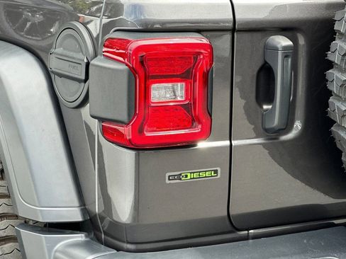 Used 2020 Jeep Wrangler Unlimited Sport AWD/4WD image 10
