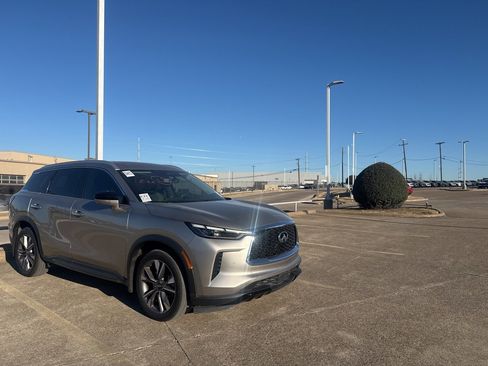 Used 2024 INFINITI QX60 Luxe image 1