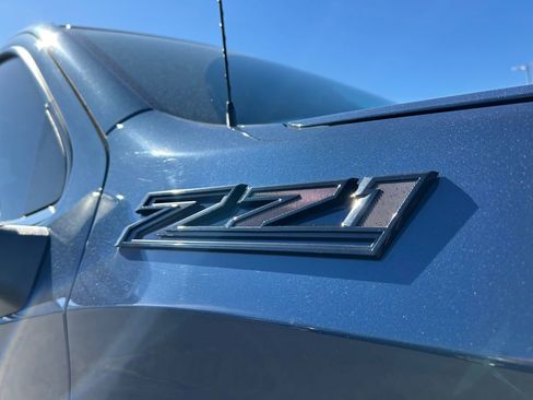 Used 2023 Chevrolet Silverado 1500 LTZ AWD/4WD image 35