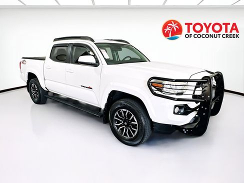 Used 2019 Toyota Tacoma SR5 image 1