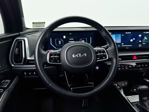 Certified 2024 Kia Sorento SX Prestige image 33