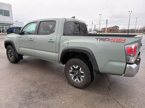 Used 2023 Toyota Tacoma TRD Off-Road image 7