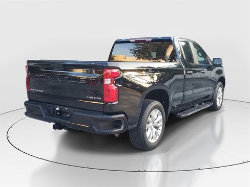 Used 2025 Chevrolet Silverado 1500 Custom image 7