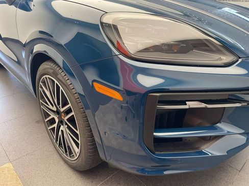 New 2026 Porsche Cayenne AWD/4WD image 24