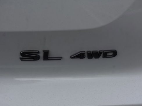 New 2026 Nissan Pathfinder SL w/ SL Premium Package image 7