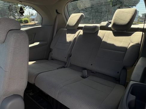 Used 2012 Honda Odyssey EX image 15