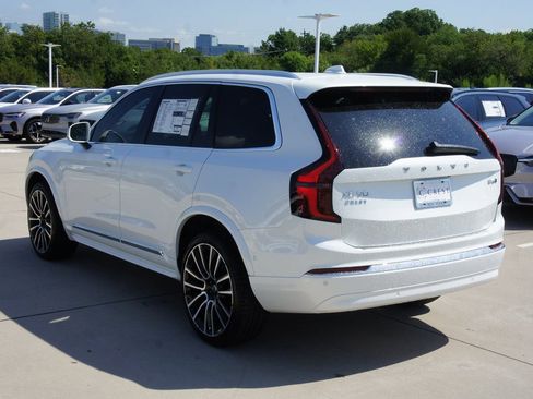 New 2026 Volvo XC90 B6 Plus w/ Protection Package Premier image 5