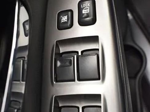 Used 2025 Mitsubishi Outlander Sport ES image 21