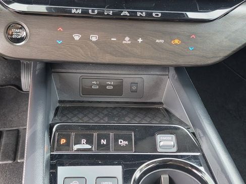 Used 2025 Nissan Murano SV AWD/4WD image 25