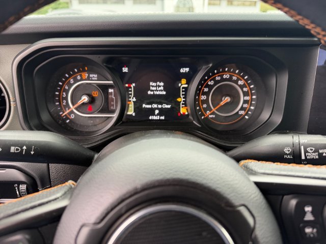 Used 2024 Jeep Gladiator Mojave w/ Convenience Group AWD/4WD image 23