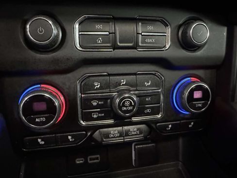 Used 2022 Chevrolet Tahoe RST w/ Luxury Package AWD/4WD image 29