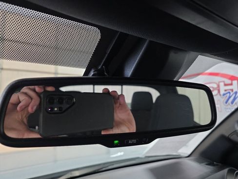 Used 2019 Toyota Tacoma TRD Off-Road image 46