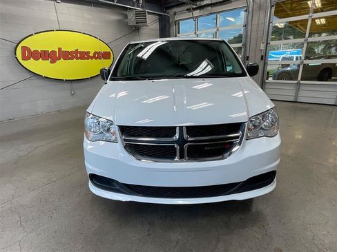 Used 2020 Dodge Grand Caravan SE FWD image 8