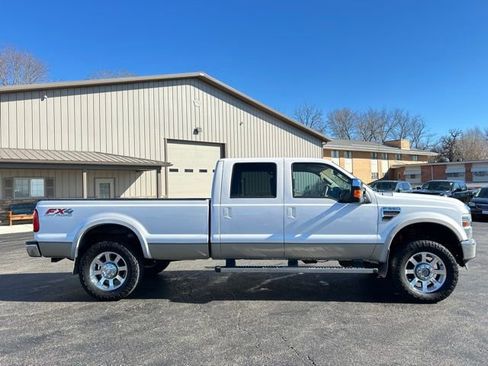 Used 2010 Ford F350 Lariat image 12