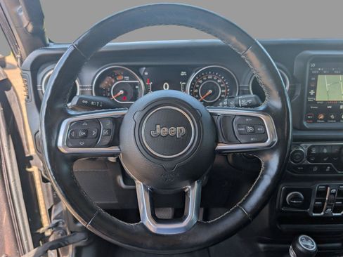 Used 2020 Jeep Wrangler Unlimited Sahara AWD/4WD image 57
