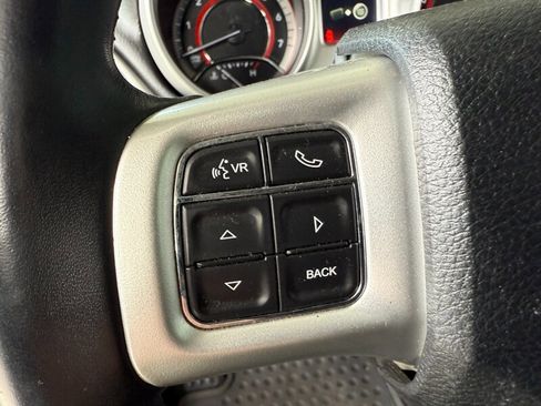 Used 2019 Dodge Journey SE w/ Premium Group image 21