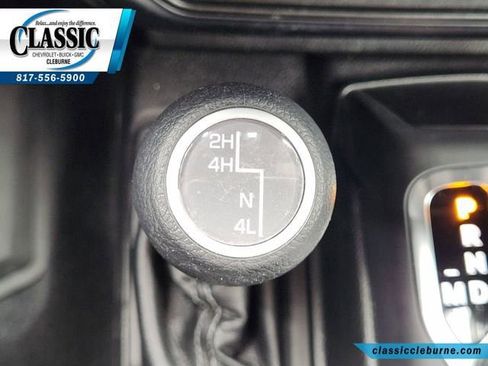 Used 2024 Jeep Wrangler Unlimited Sport AWD/4WD image 22