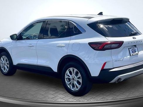 Certified 2024 Ford Escape Active AWD/4WD image 2