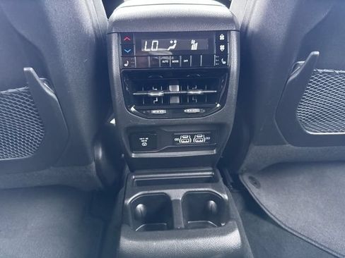 Used 2024 Jeep Grand Cherokee L Limited w/ Luxury Tech Group II AWD/4WD image 22