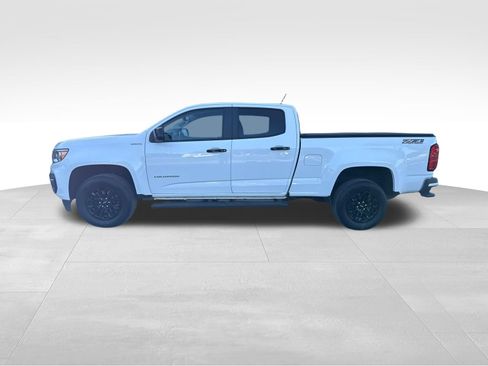 Used 2022 Chevrolet Colorado Z71 w/ Safety Package AWD/4WD image 2
