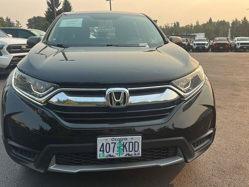 Used 2017 Honda CR-V LX image 6