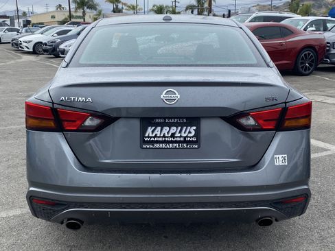 Used 2021 Nissan Altima 2.5 SR FWD image 9