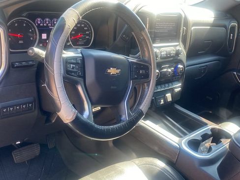 Used 2020 Chevrolet Silverado 2500 LTZ w/ LTZ Premium Package AWD/4WD image 15