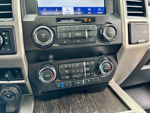 Used 2020 Ford F350 Lariat AWD/4WD image 46
