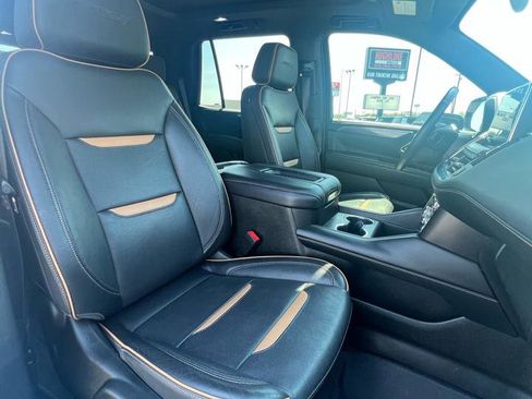 Used 2022 GMC Yukon AT4 image 11