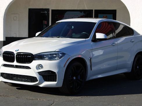 Used 2018 BMW X6 M w/ Executive Package image 1