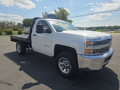 Used 2015 Chevrolet Silverado 3500 W/T RWD image 4