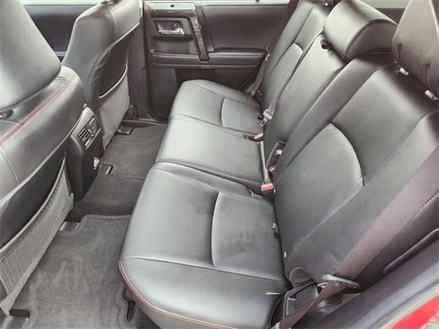 Certified 2024 Toyota 4Runner TRD Off-Road Premium image 20