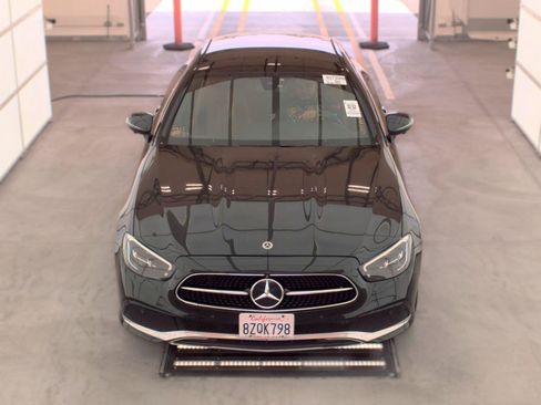 Used 2021 Mercedes-Benz E 450 Coupe image 2