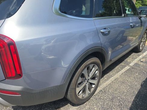 Used 2020 Kia Telluride S AWD/4WD image 9
