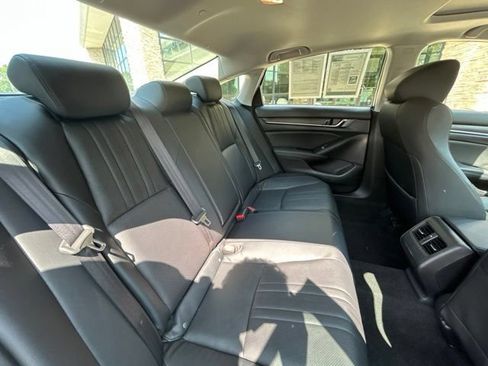 Used 2018 Honda Accord EX-L image 30