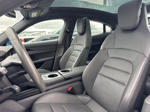 Certified 2021 Porsche Taycan 4S image 5