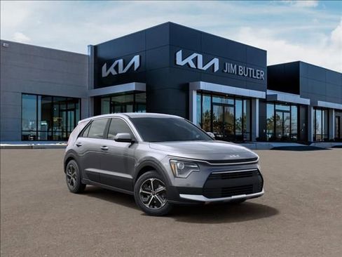 New 2026 Kia Niro LX FWD image 8