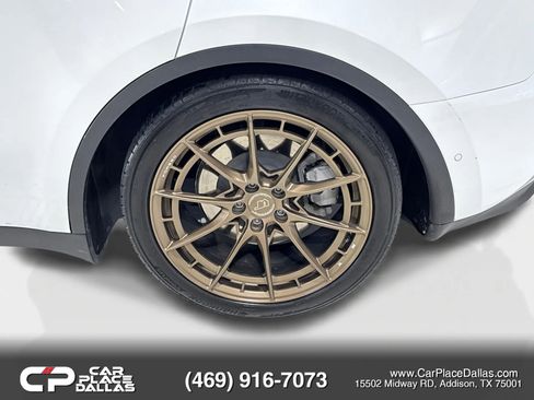 Used 2021 Tesla Model Y Long Range AWD/4WD image 37