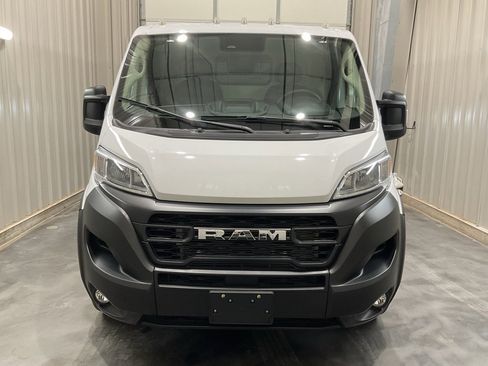 Used 2024 RAM ProMaster 3500 w/ Convenience Group image 2