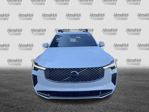 Certified 2026 Volvo XC90 T8 Plus w/ Protection Package Premier AWD/4WD image 40