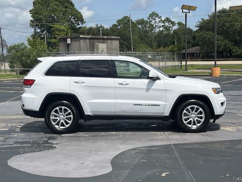 Used 2021 Jeep Grand Cherokee Laredo X RWD image 11