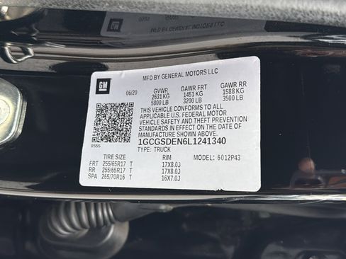 Used 2020 Chevrolet Colorado Z71 image 34