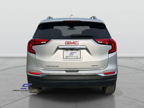 Used 2021 GMC Terrain SLT image 6