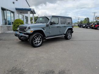 Used 2024 Jeep Wrangler Unlimited AWD/4WD video 1