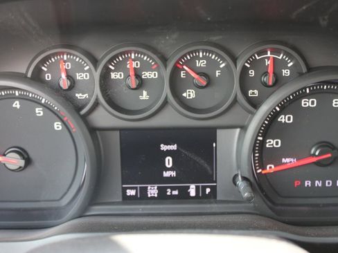 New 2026 Chevrolet Silverado 1500 Custom Trail Boss w/ LPO, Dark Essentials Package image 32