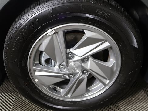 Used 2026 Hyundai Elantra SE w/ Cargo Package FWD image 16